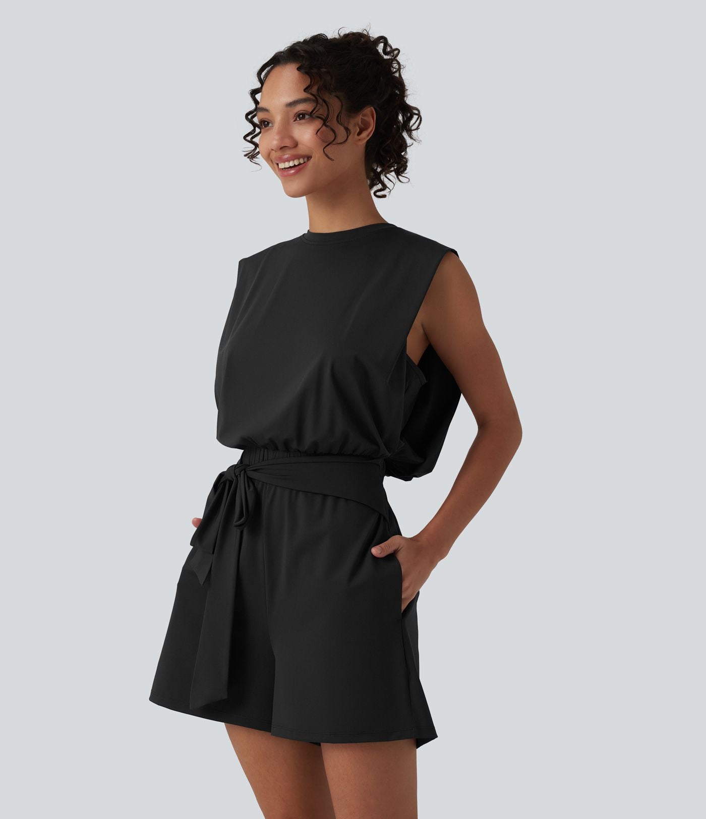 Combishort décontracté col rond sans manches effet frais InstantCool avec nœud frontal et poches, accès facile Easy Peasy, protection solaire UPF50+