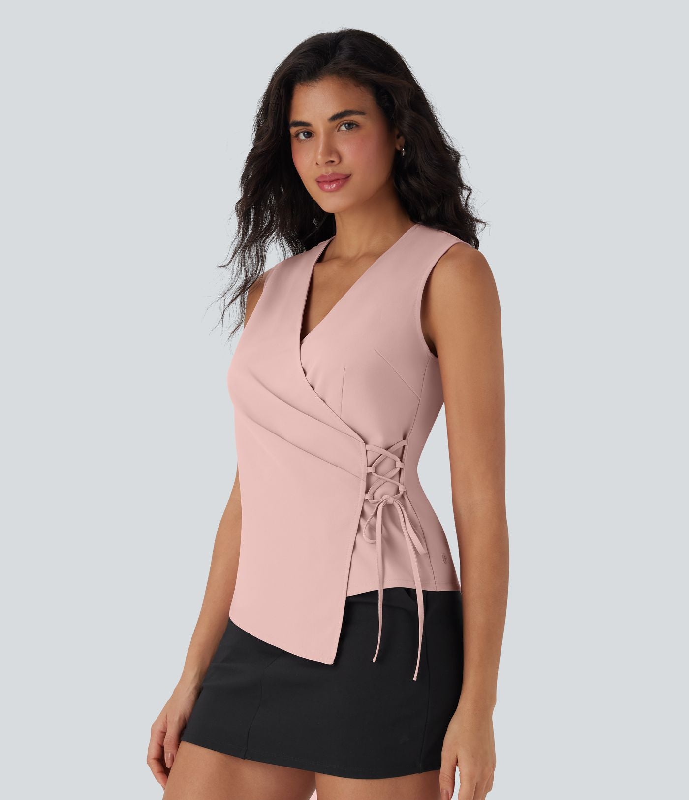 Gilet de travail col V enveloppant entrecroisé à laçage