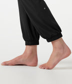 Jogging de danse coupe ballon taille haute SoftlyZero™ avec dentelle contrastée, poches et protection solaire UPF50+