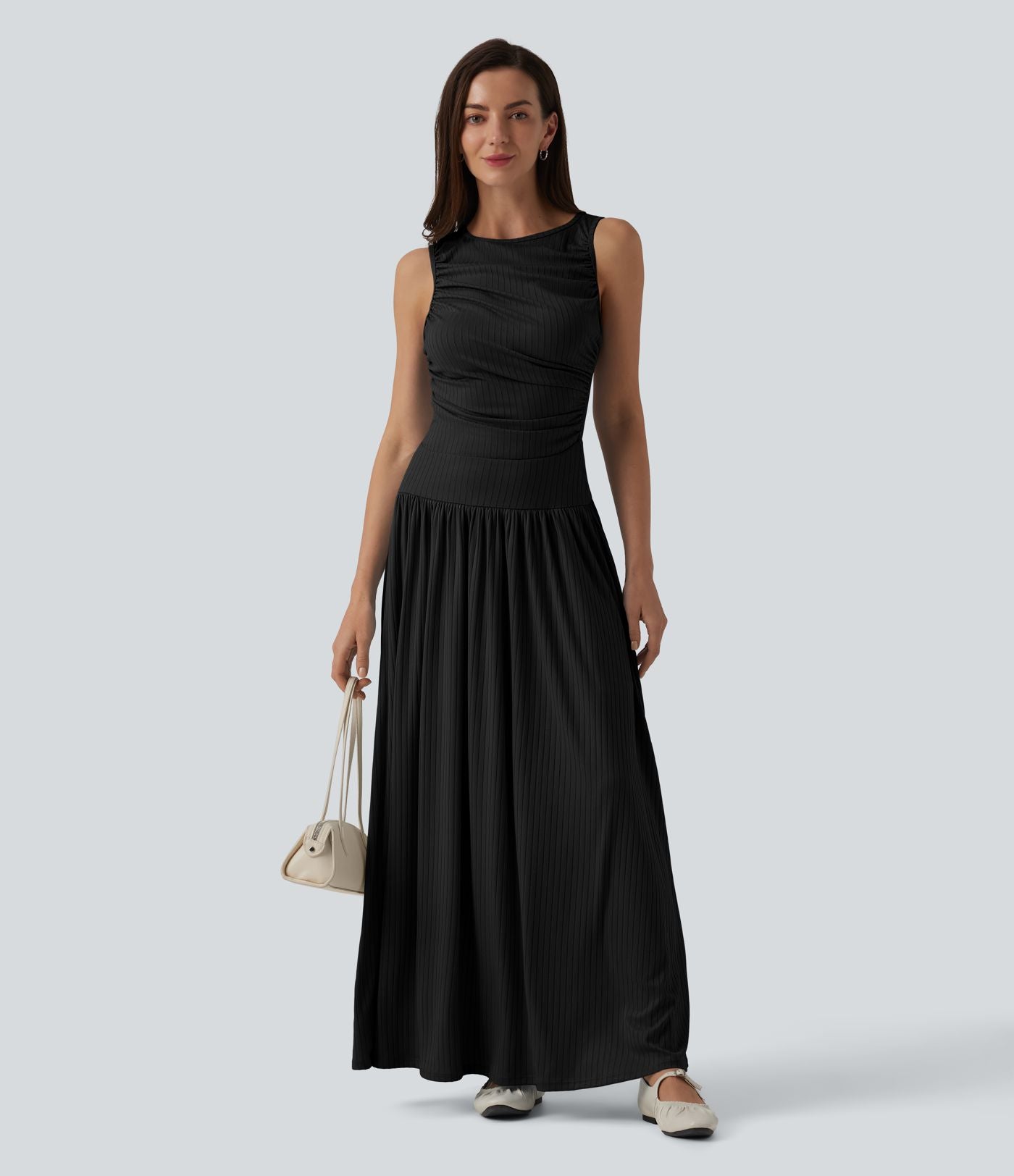 Robe longue fluide casual col bateau à bretelles asymétriques et fronces en maille côtelée avec poches