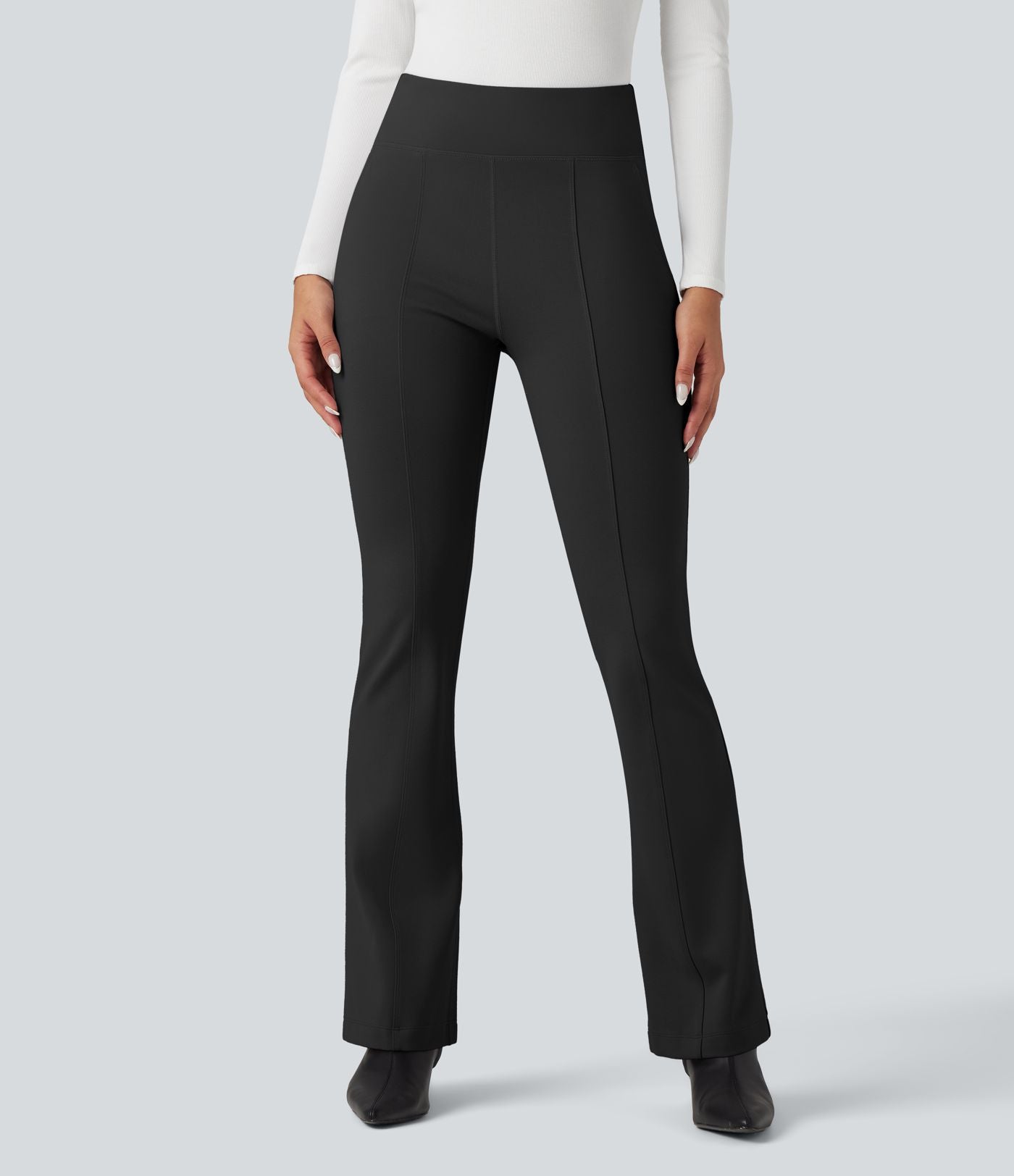Pantalon tailleur évasé taille haute avec poches