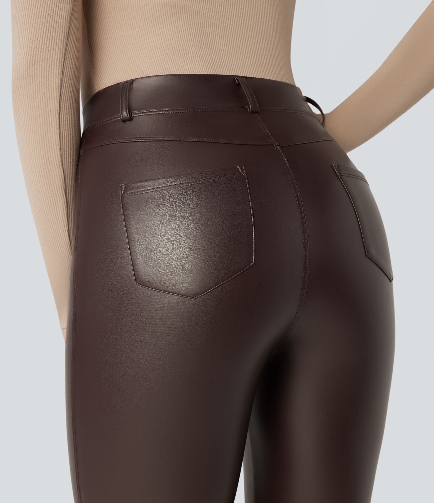 Pantalon évasé asymétrique polaire PU gainant extensible taille haute avec poches