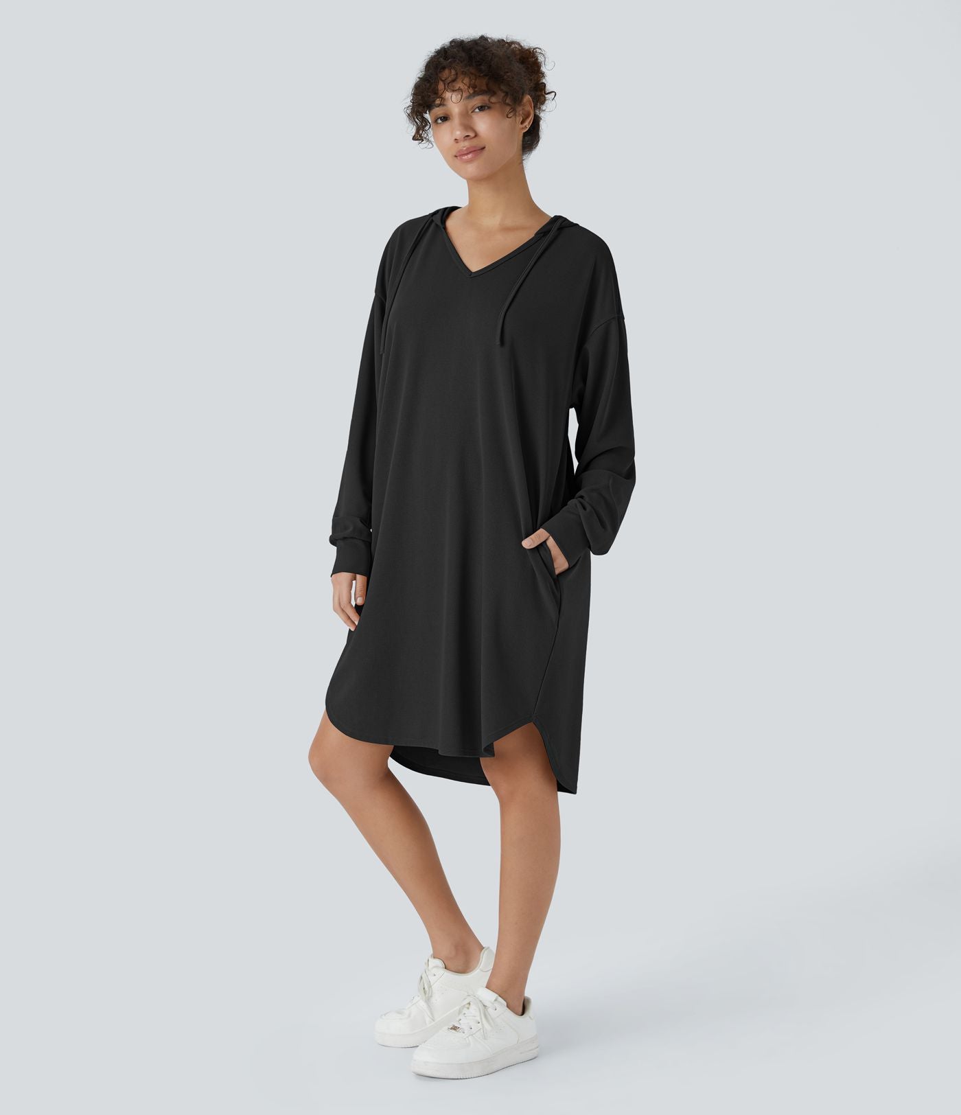 Robe Sweatshirt Casual à Capuche avec Cordon Poches Latérales Ourlet Courbé Asymétrique Oversize Mini en Tissu Gaufré