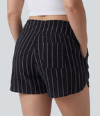 Short rayé grande taille taille haute avec ourlet arrondi et poches