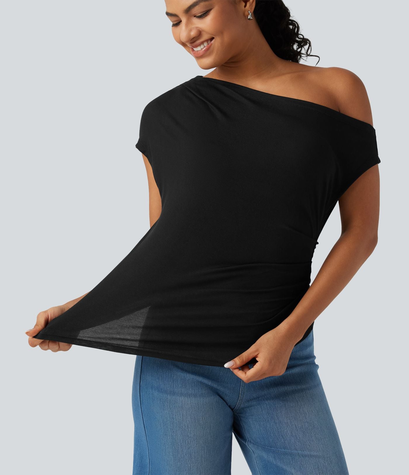 T-shirt côtelé asymétrique avec fronces et coussinets amovibles