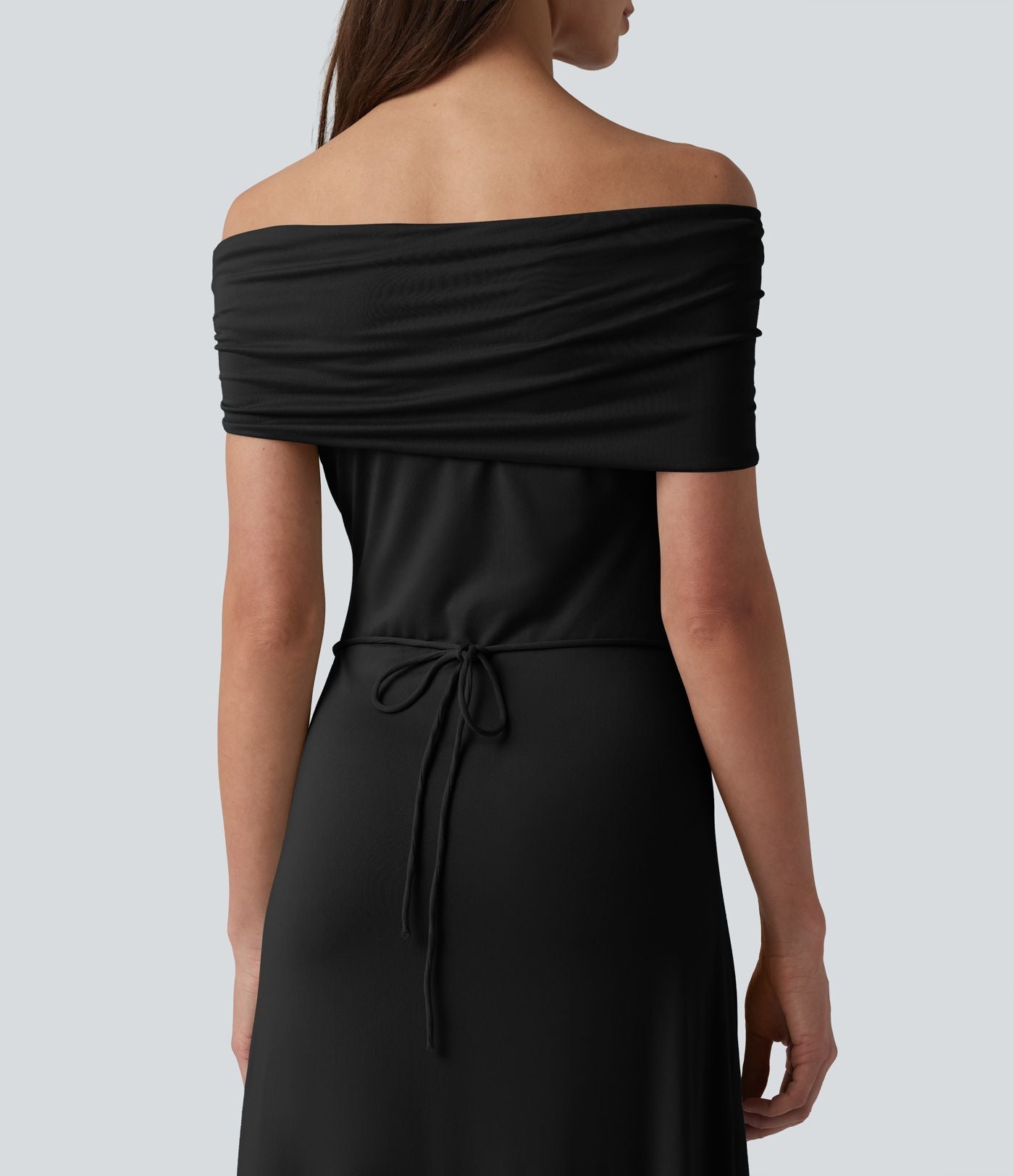 Robe casual maxi froncée à épaules dénudées avec lien noué dans le dos