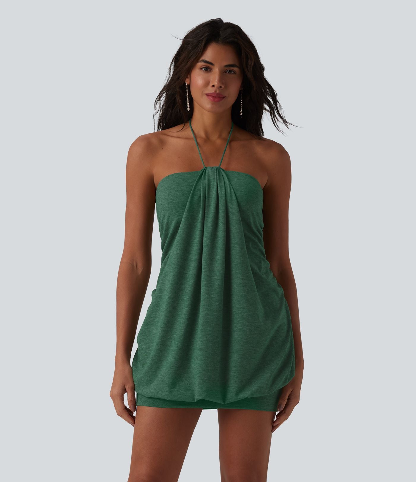 Robe mini moulante à dos nu et brassière intégrée