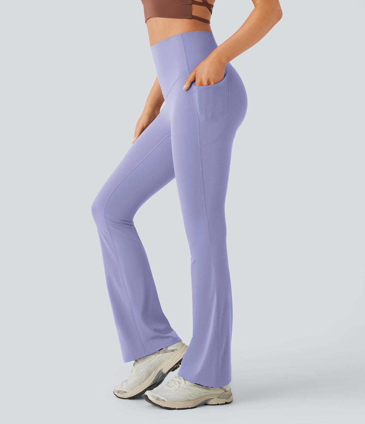 Pantalon de yoga à coupe bootcut gainant taille haute avec poches Halara UltraSculpt™