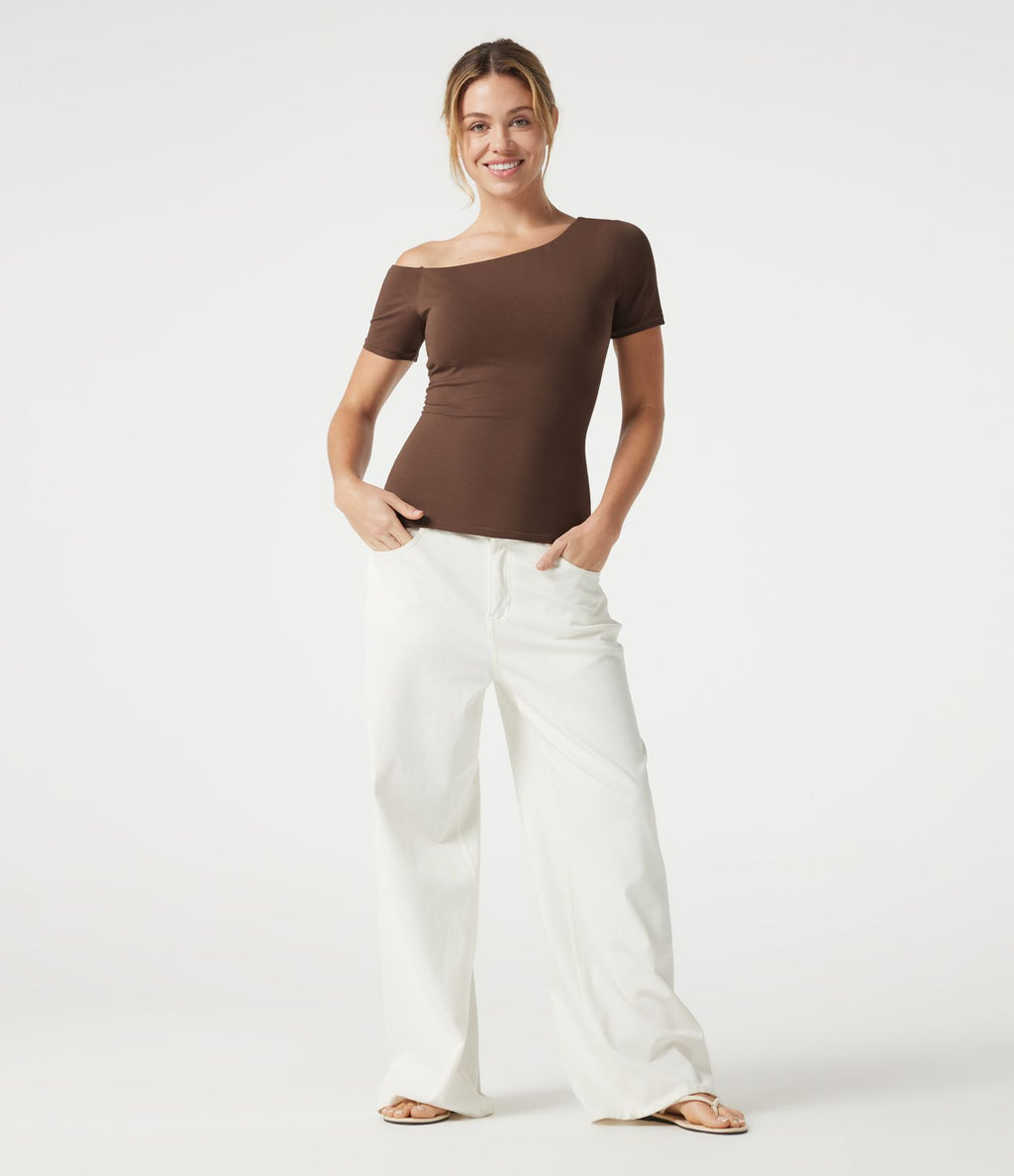T-shirt casual Halara en jersey de coton asymétrique brassière intégrée bonnets B à DD