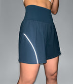 Short de yoga 2-en-1 SoftlyZero™ Airy réfléchissant taille haute 12,5 cm à effet frais InstantCool avec poches