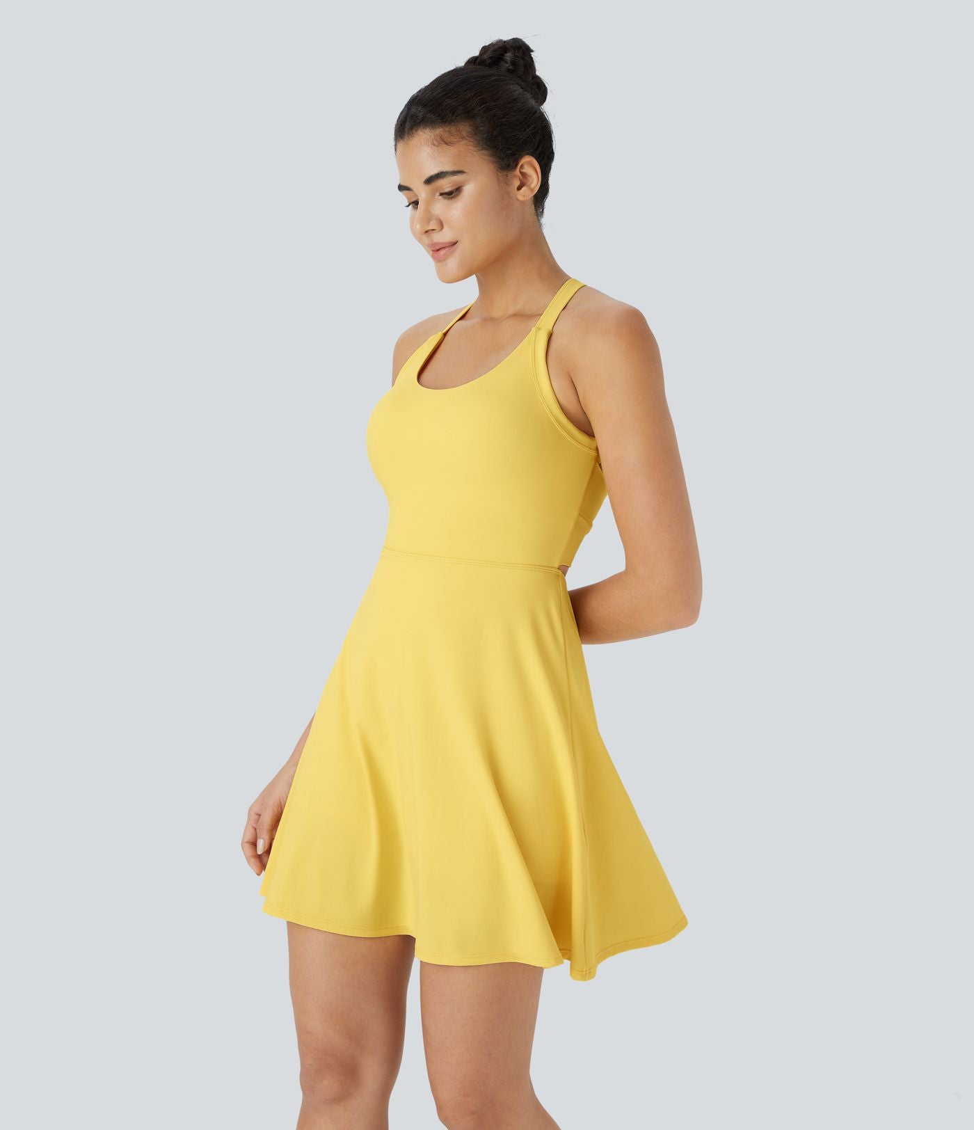 Robe de Danse Sport Mini à Volants Torsadés Dos Nu - Longueur Plus