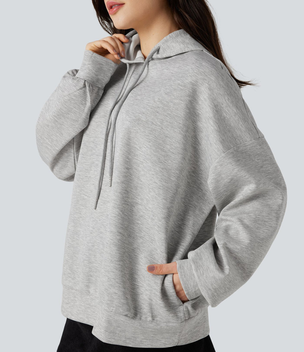 Sweat-shirt à capuche manches longues avec poches
