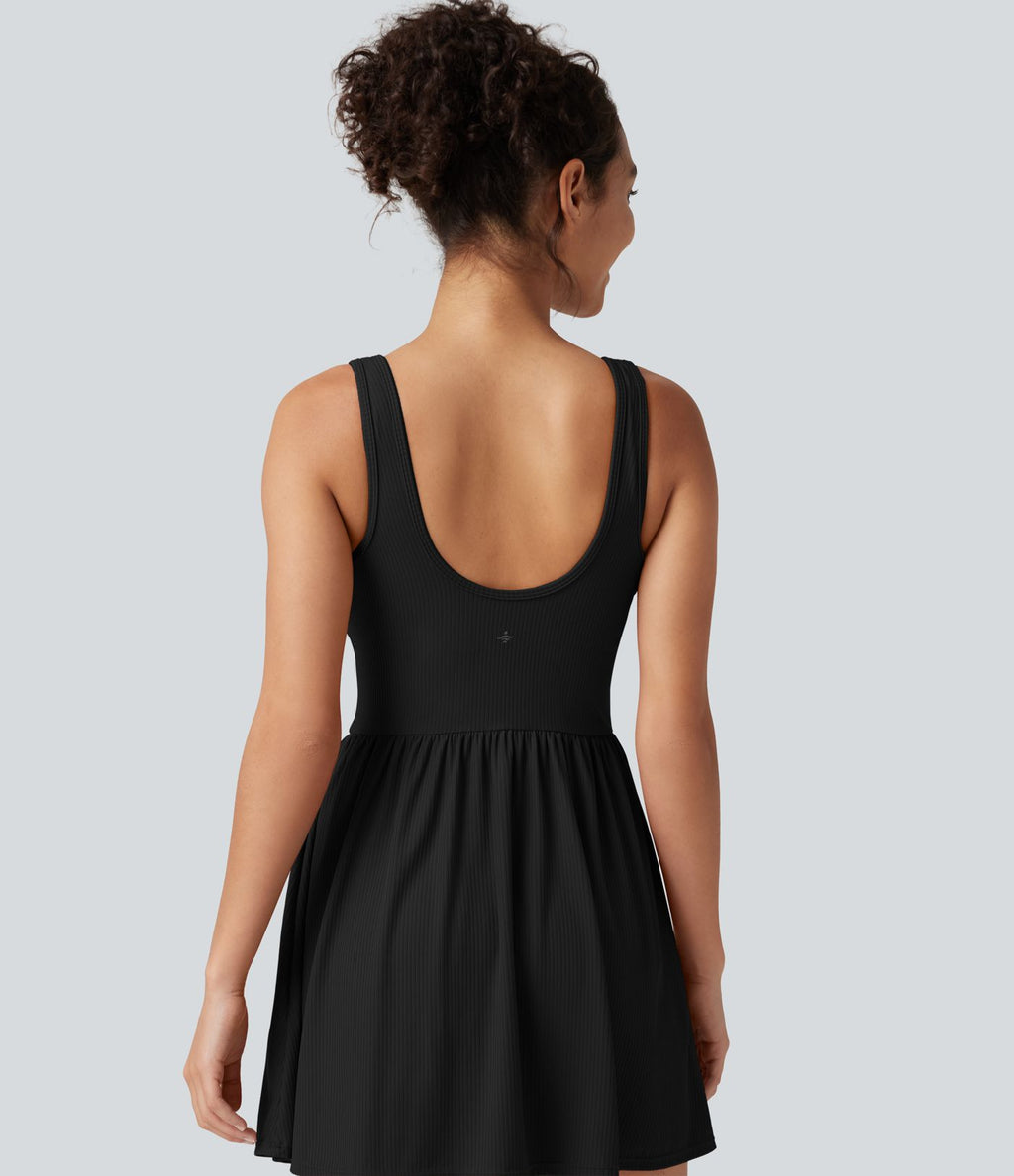Robe mini de tennis Active Dress côtelée à col tunisien, poches et accès facile Easy Peasy