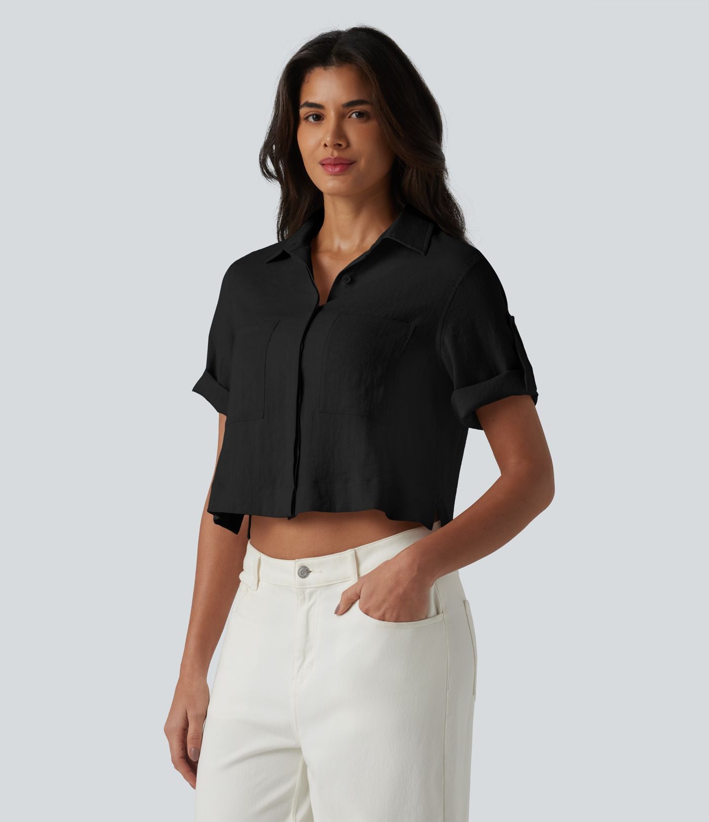 Chemise courte col classique manches courtes retroussées en mélange lin avec poches