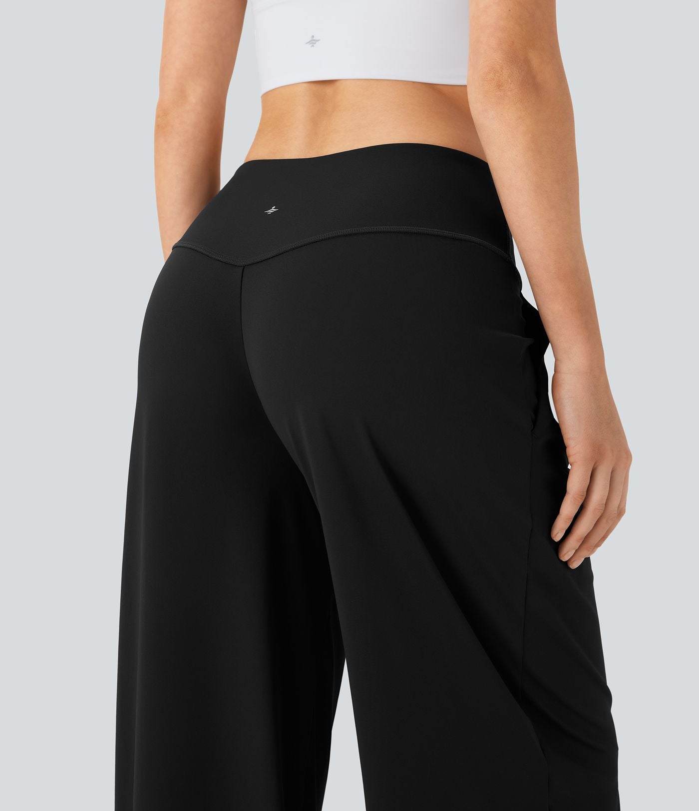 Pantalon de yoga droit gainant taille haute à séchage rapide avec poches SoftlyZero™