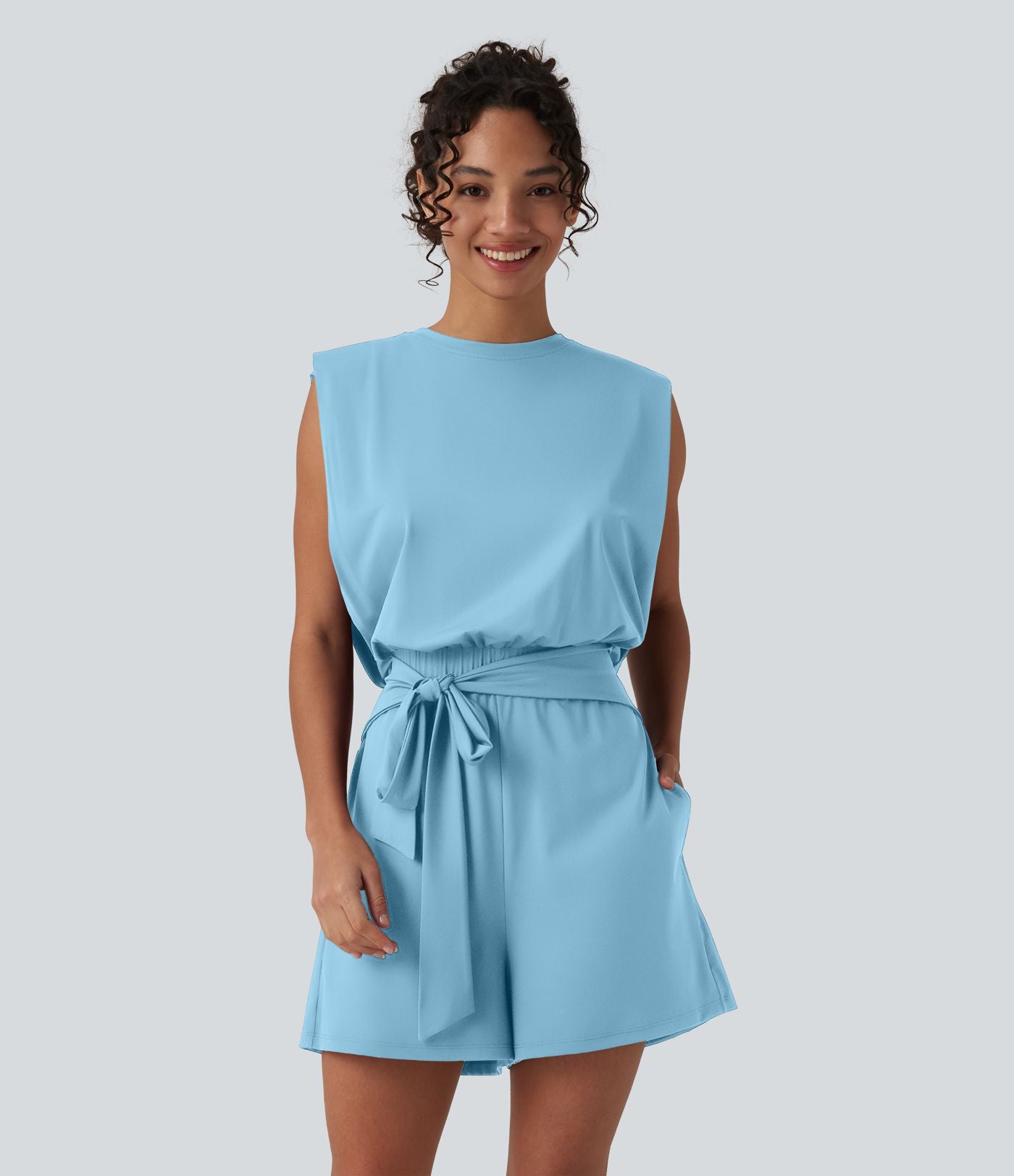Combishort décontracté col rond sans manches effet frais InstantCool avec nœud frontal et poches, accès facile Easy Peasy, protection solaire UPF50+