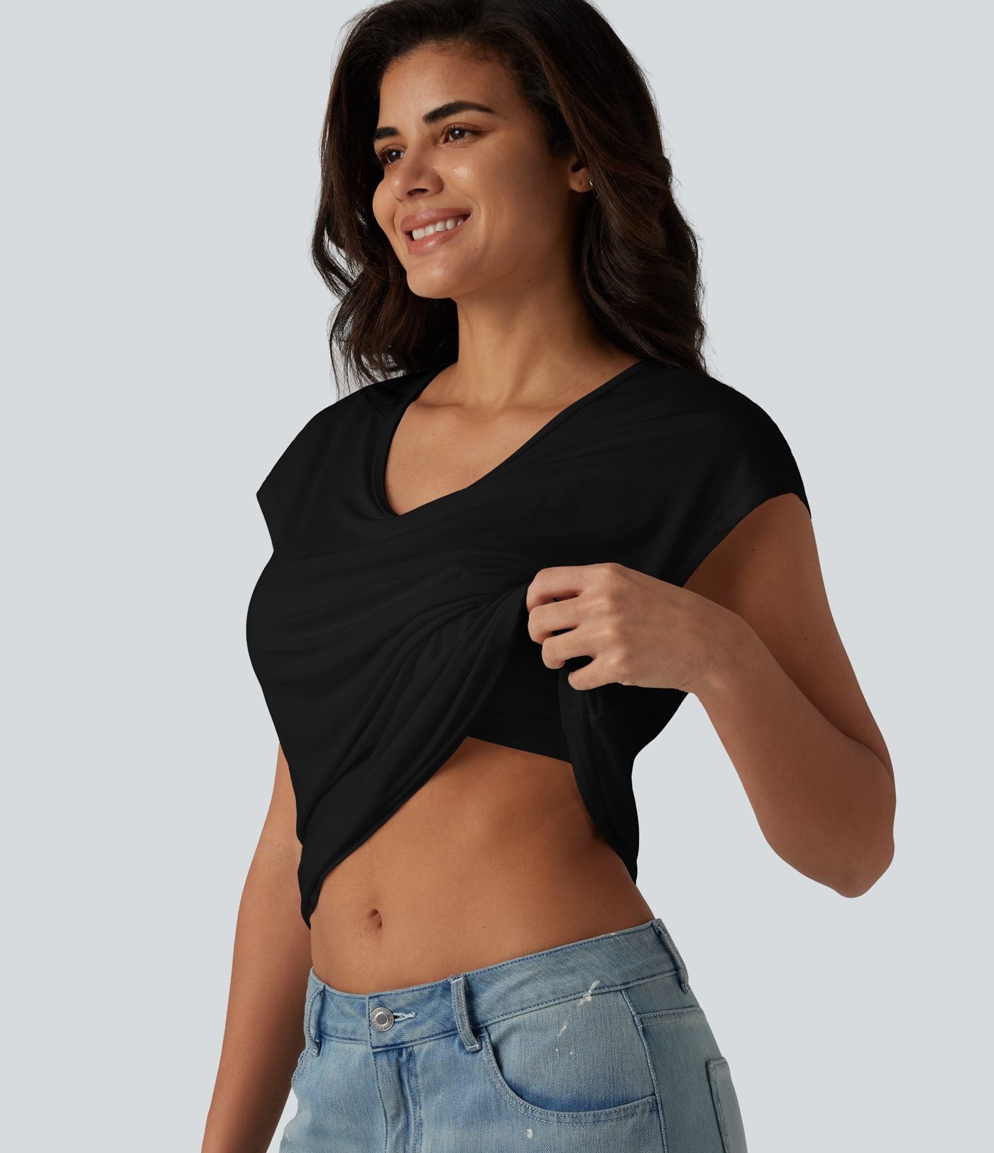 T-shirt décontracté à col V, manches courtes et soutien-gorge intégré bonnets B-DD
