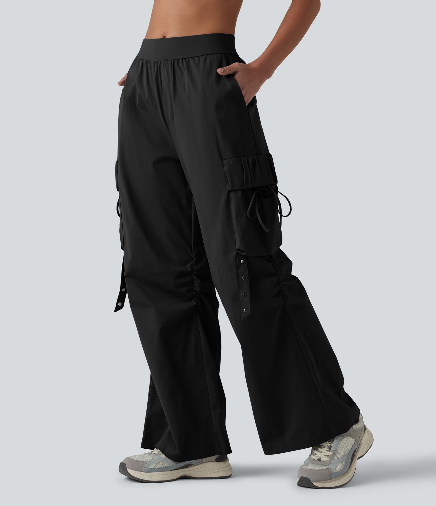 Pantalon cargo bootcut de sport taille mi-haute avec fronces et liens et poches