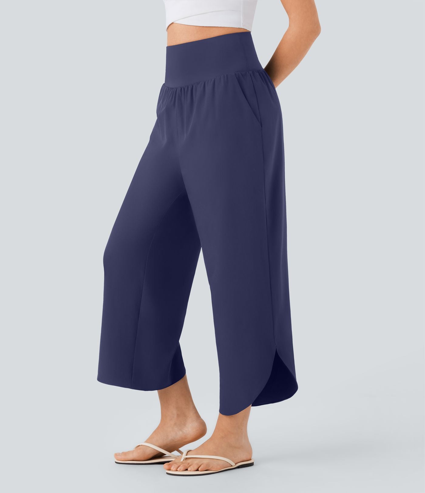 Pantalon fluide resort Breezeful™ à séchage rapide, coupe fendue et effet ventre plat