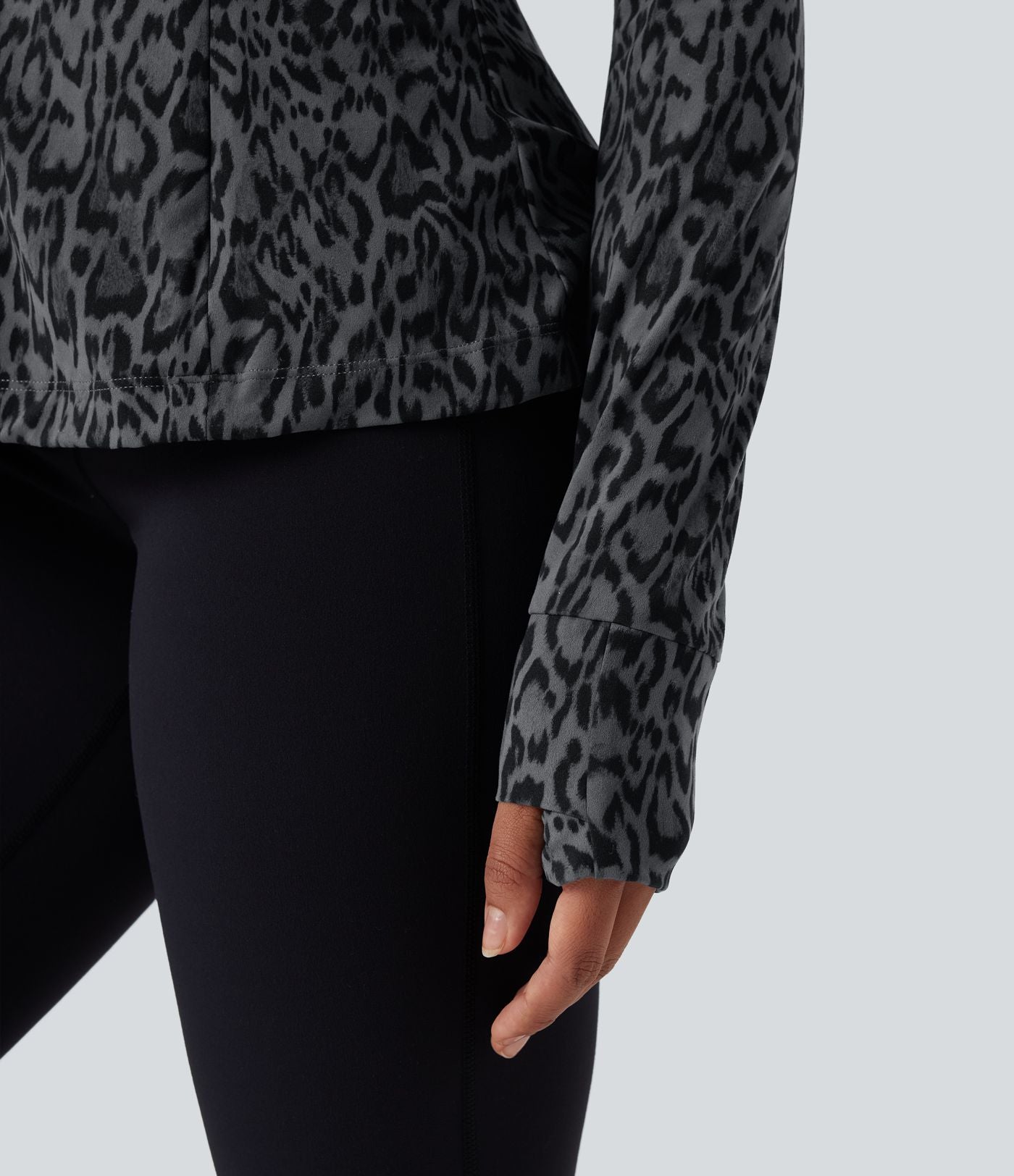 Veste décontractée Halara UltraSculpt™ imprimé léopard col montant manches longues avec trous pour pouces et poches