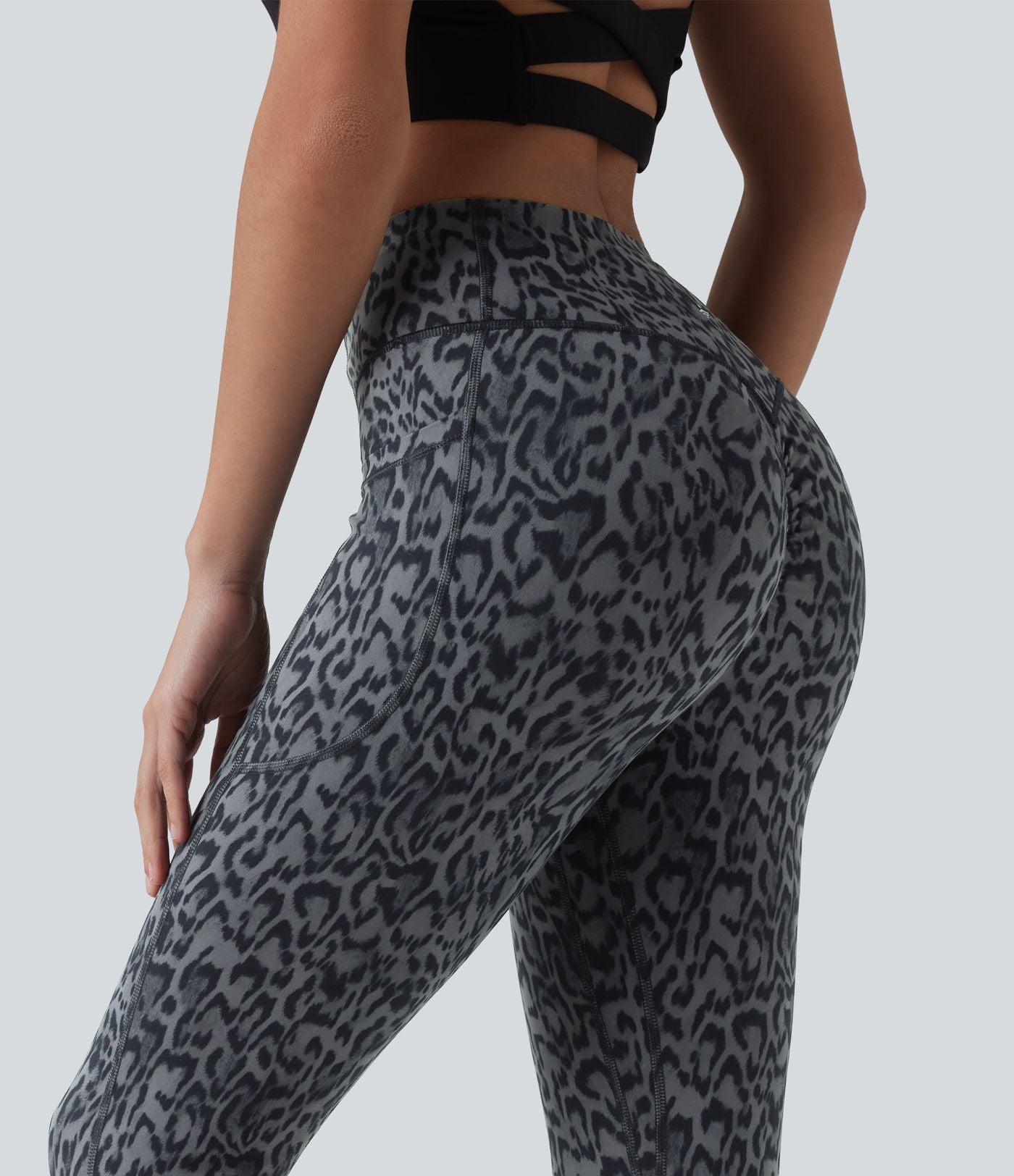 Legging corsaire d'entraînement taille haute gainant effet push-up imprimé léopard Halara UltraSculpt™ avec poches