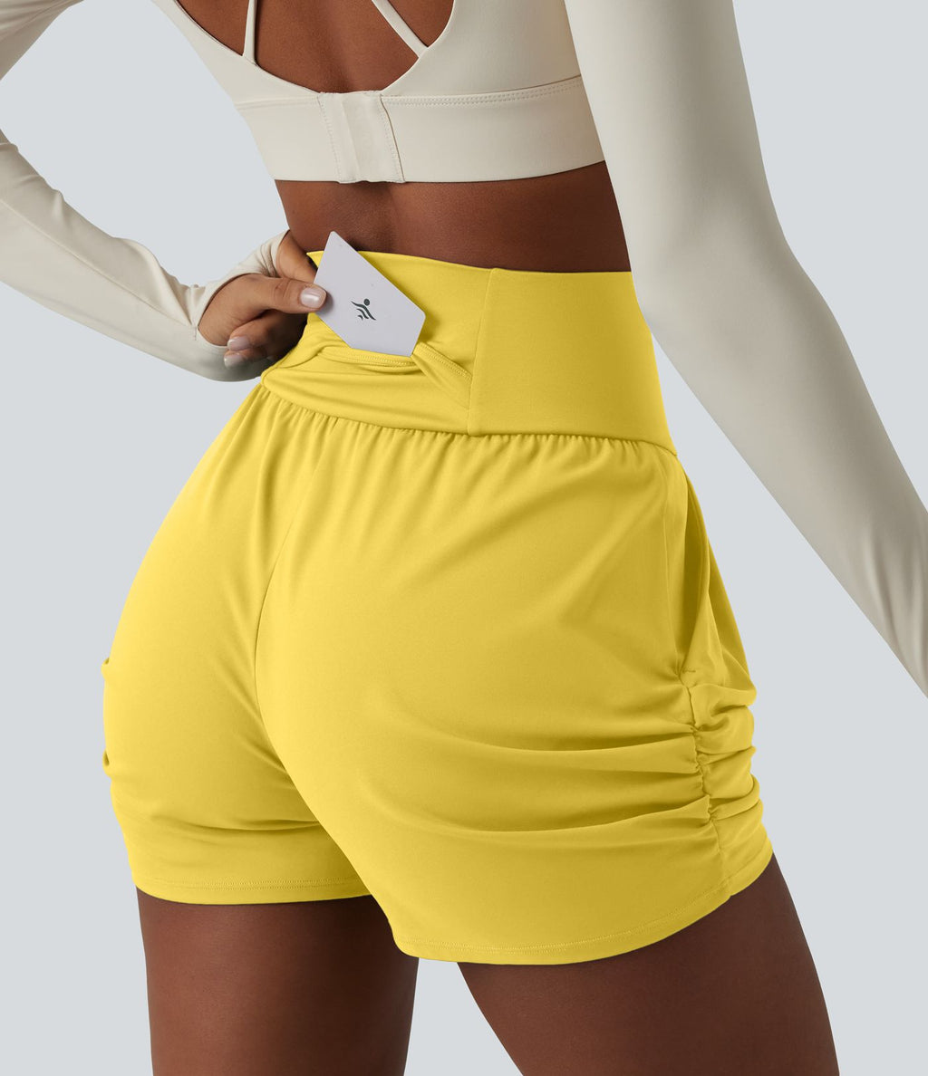 Short de yoga SoftlyZero™ Airy taille haute froncé effet frais InstantCool 7,5 cm avec poches