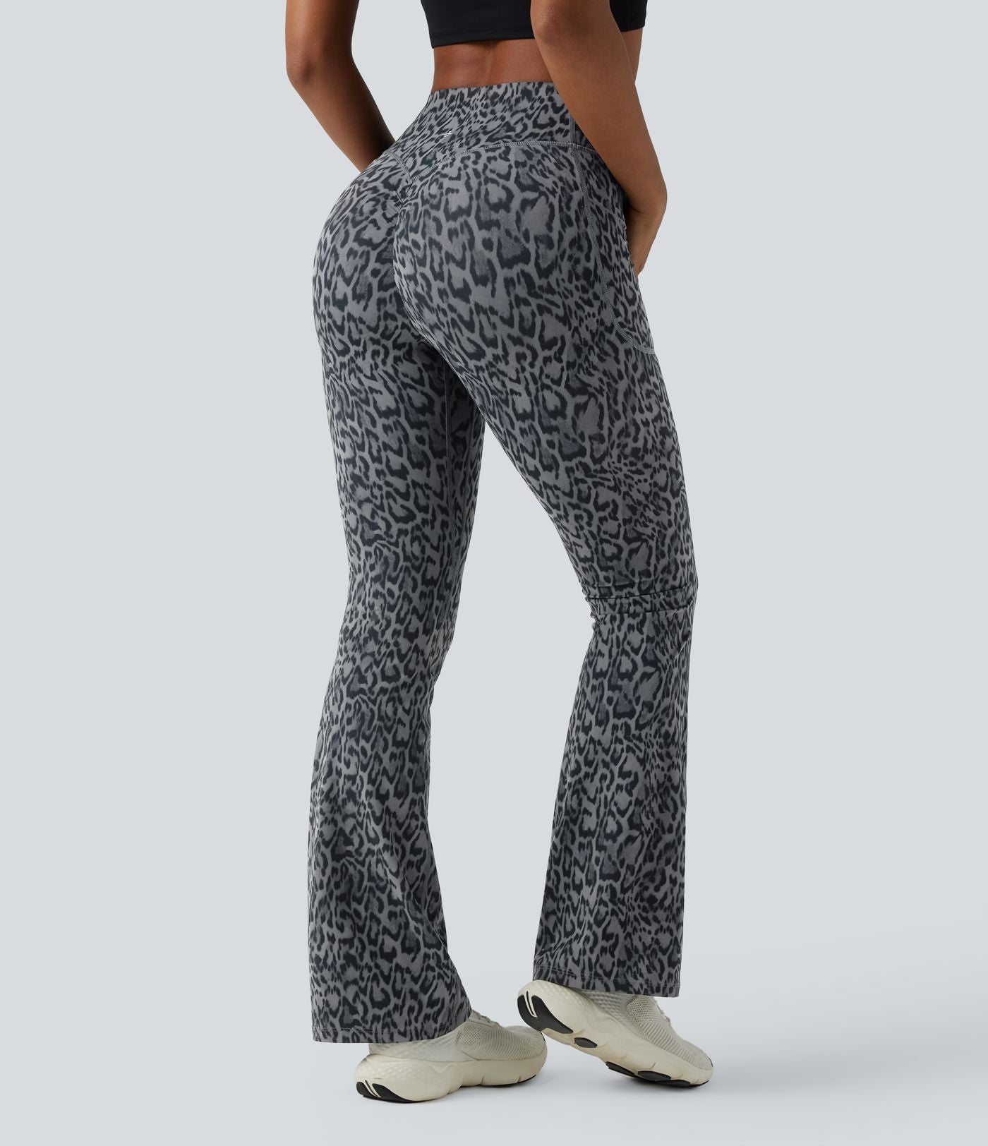 Legging de yoga bootcut taille haute gainant effet push-up imprimé léopard Halara UltraSculpt™ avec poches