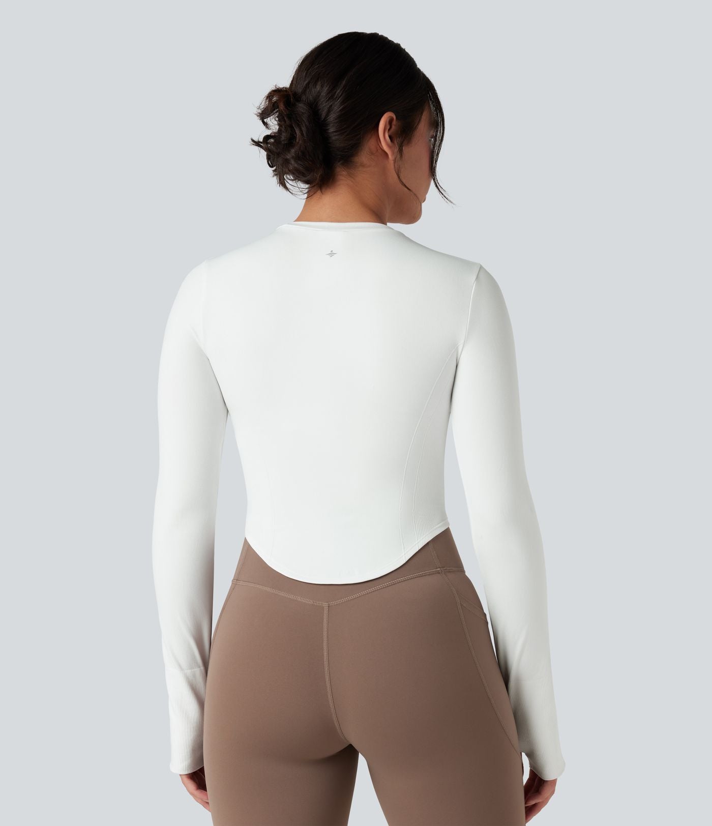 Haut de sport yoga col rond à manches longues avec passants pouces et ourlet arrondi sans couture Seamless Flow