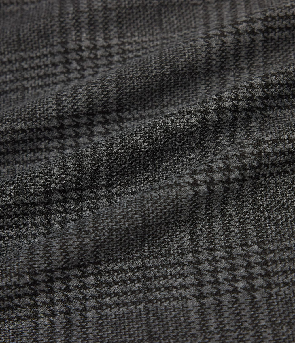 Robe de travail midi moulante sans manches col montant pied-de-poule à carreaux