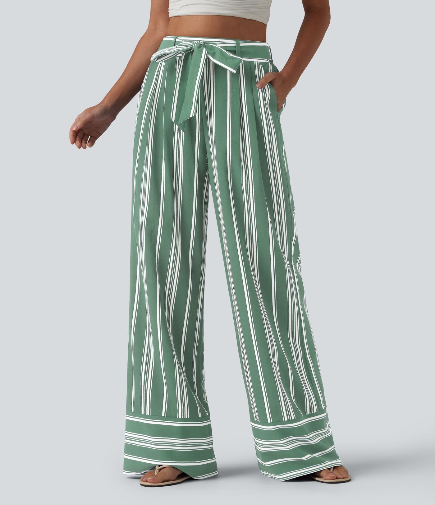 Pantalon large taille haute à rayures avec ceinture et poches