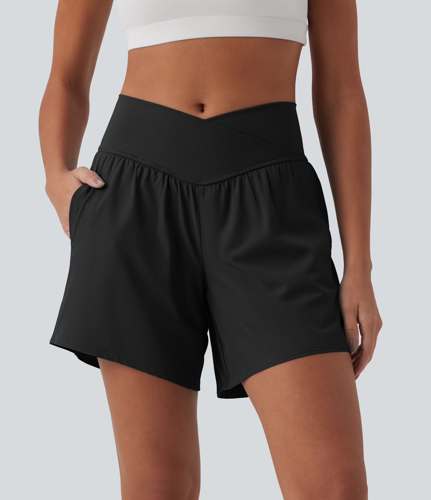 Short yoga 2-en-1 Breezeful™ croisé taille haute séchage rapide 12,5 cm avec poches