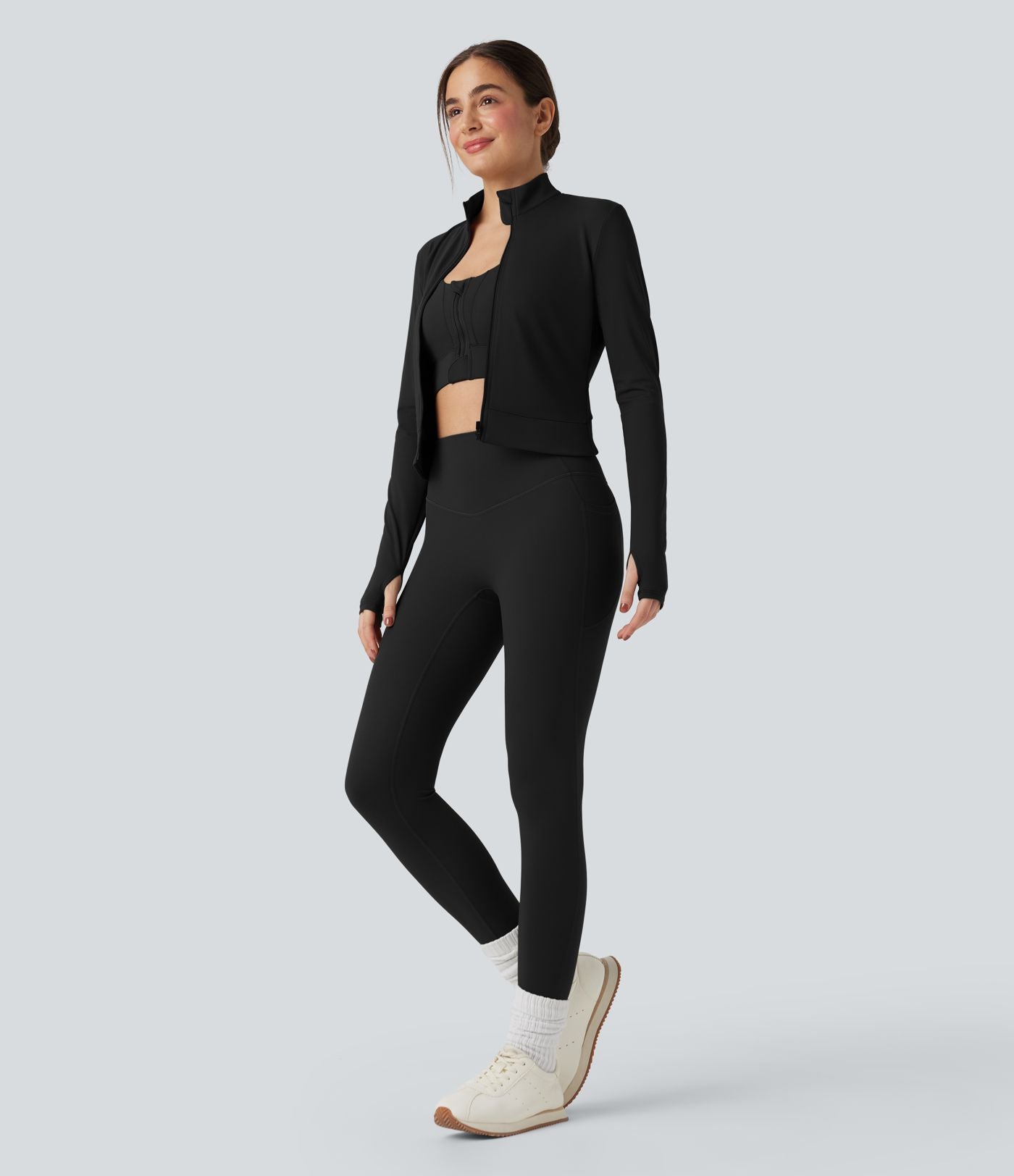 Veste yoga SoftlyZero™ Plush col montant manches longues avec trous pour pouces et dos croisé
