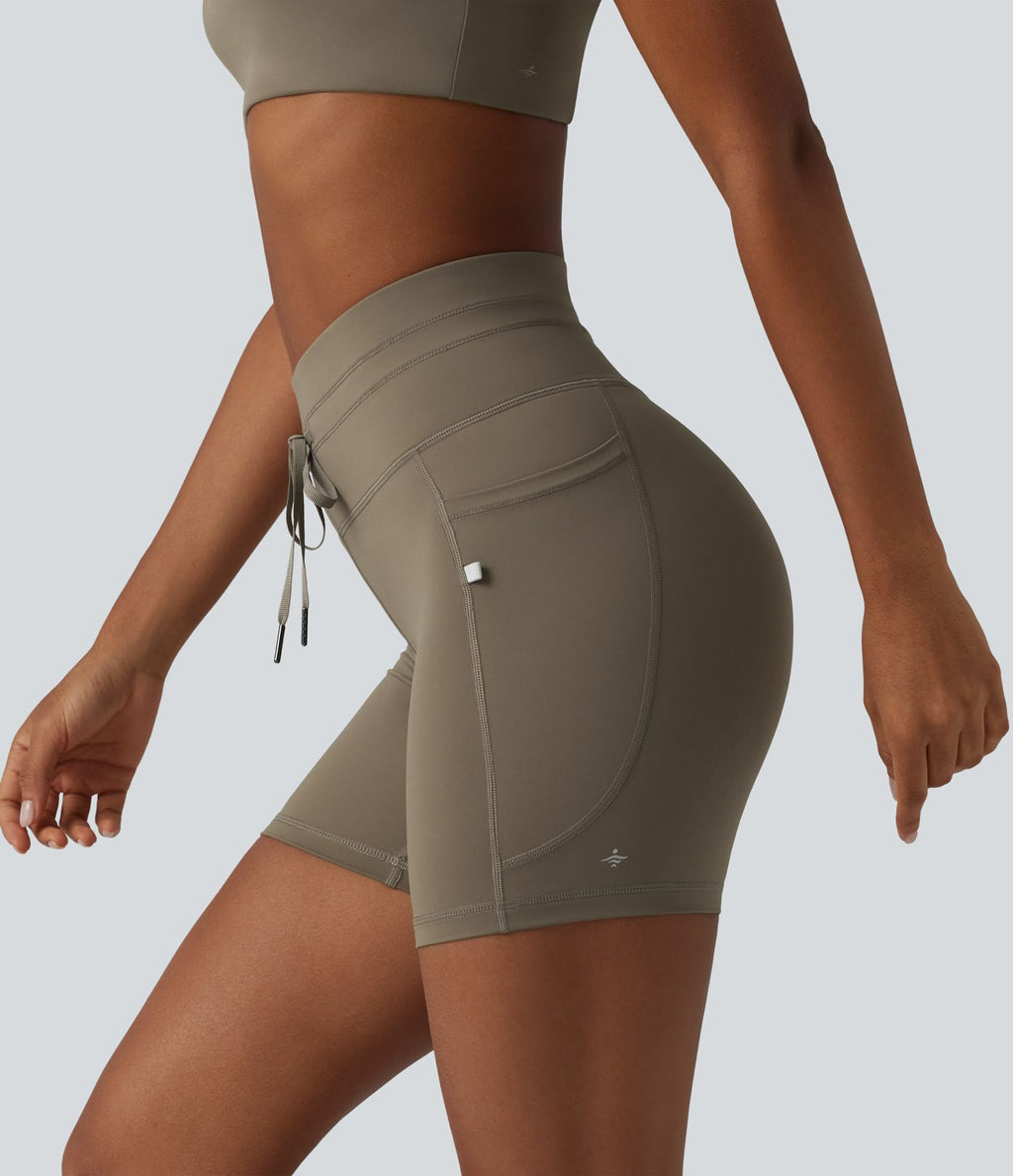 Short de cycliste yoga uni taille haute 12,5 cm avec cordon de serrage et poches