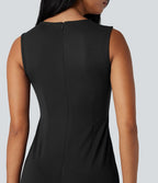 Robe mi-longue moulante fendue col carré sans manches