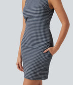 Robe mini casual sans manches col bateau à carreaux vichy, avec poches
