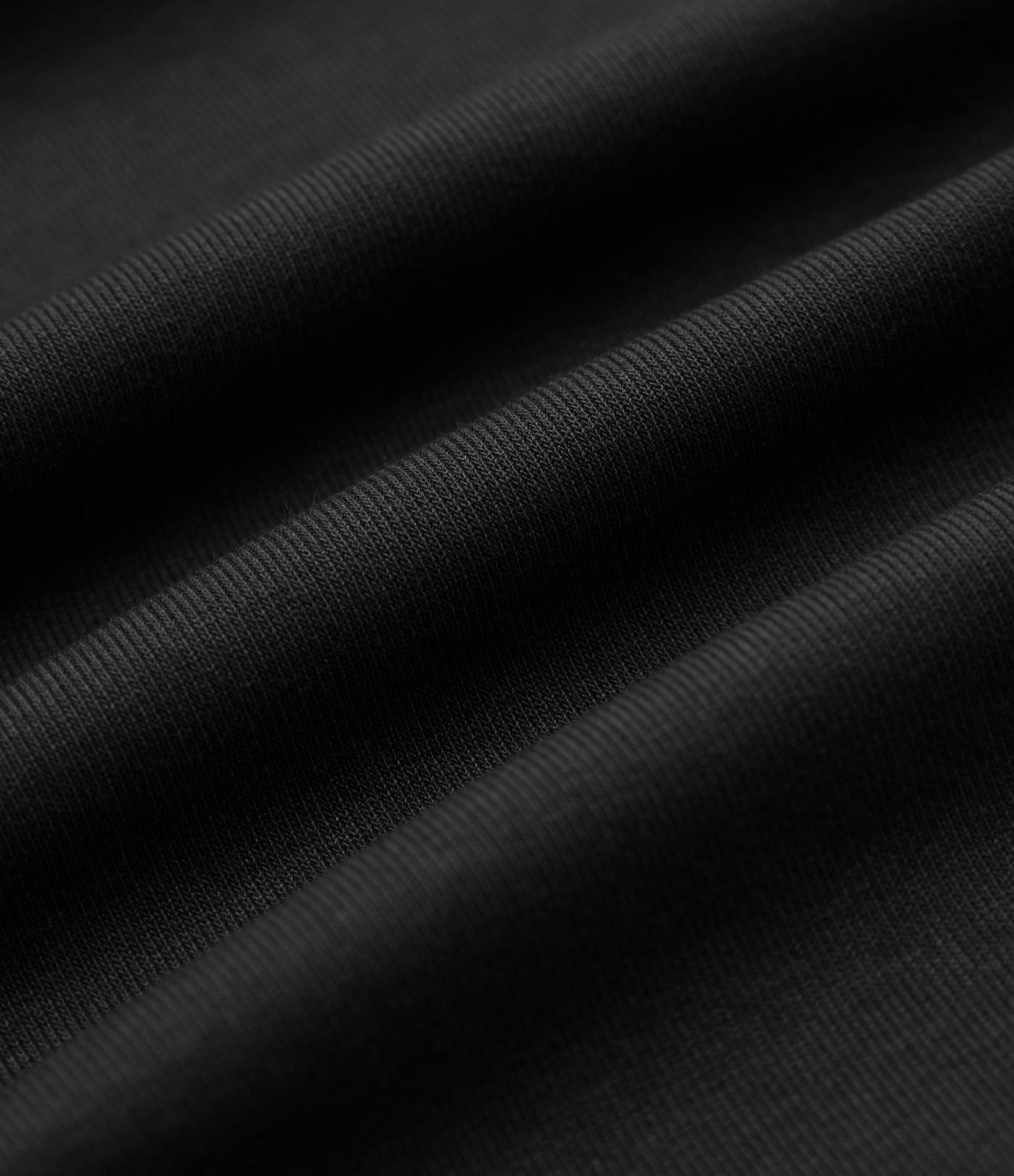 T-shirt décontracté à col bénitier et manches courtes