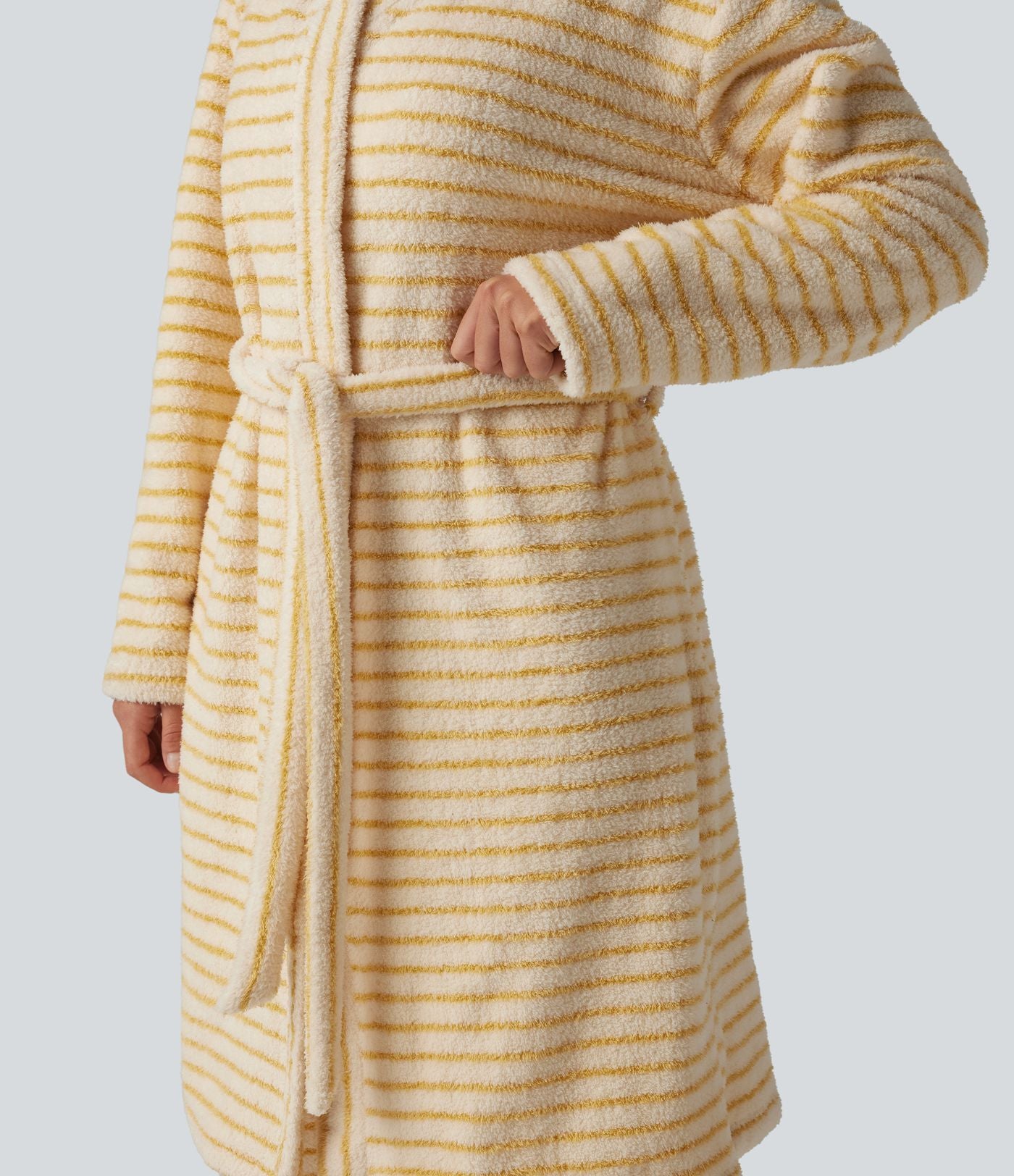 Robe d'intérieur longue en flanelle à rayures manches longues ouverte avec ceinture