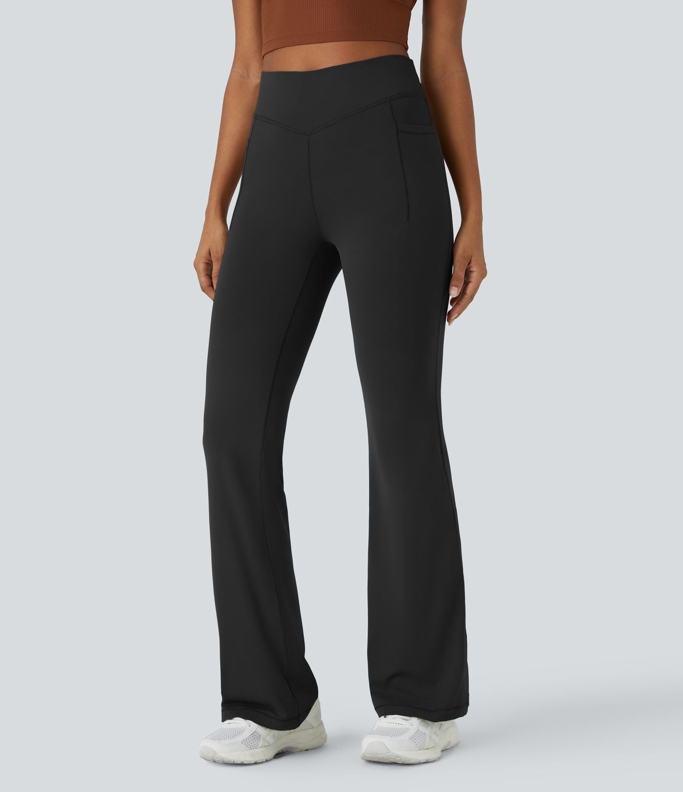 Pantalon évasé pleine longueur de course gainant taille mi-haute avec poches Halara UltraSculpt™