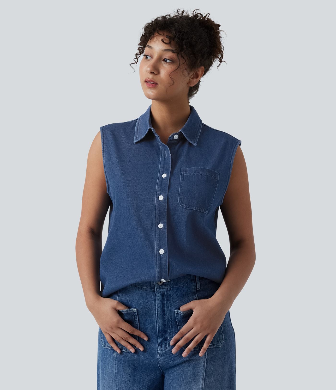 Halara Flex™ Chemise décontractée sans manches en denim avec poche