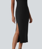 Robe midi à bretelles col rond en maille côtelée