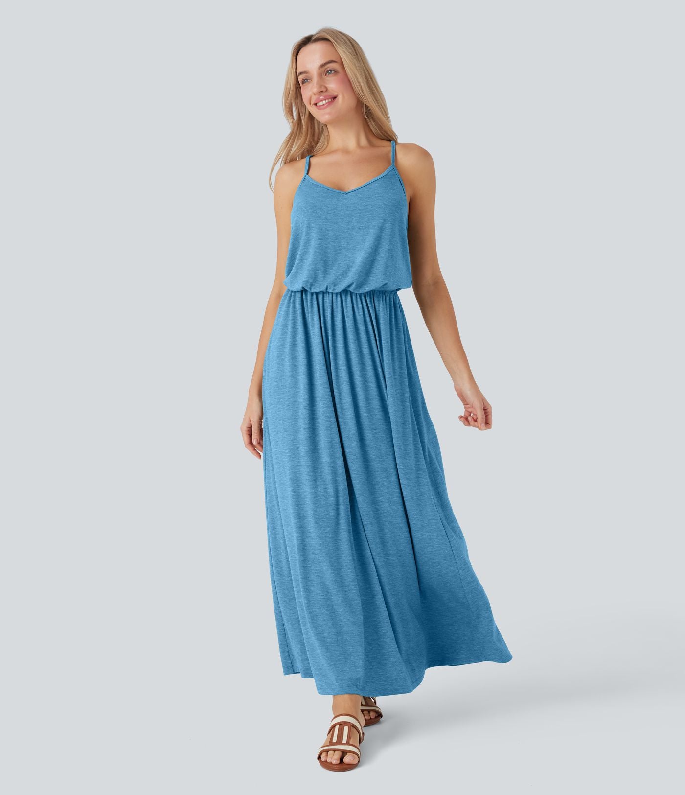 Robe longue fluide type nuisette à bretelles ajustables avec poches