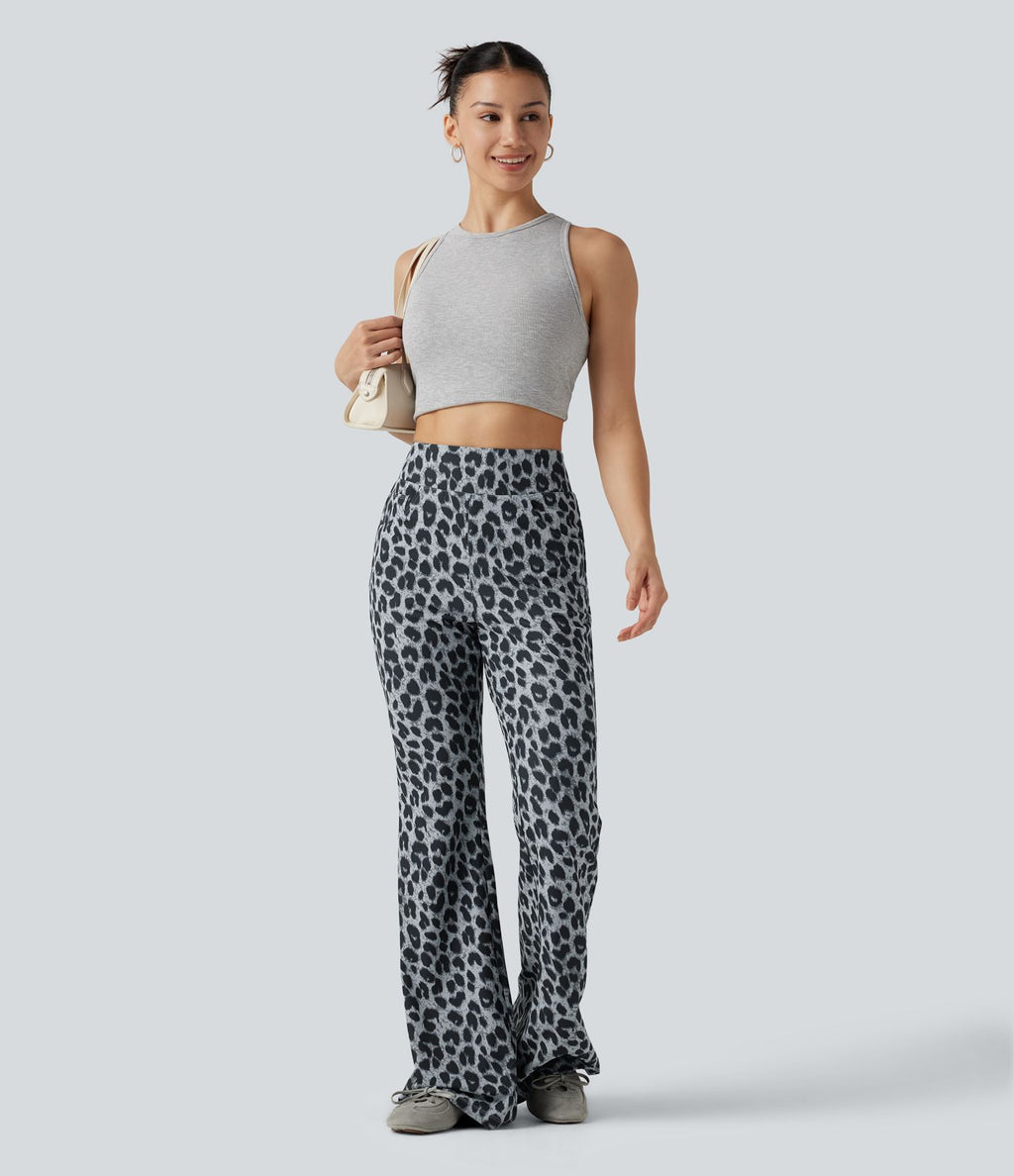 Pantalon flare taille haute en tissu gaufré imprimé léopard avec poches