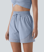 Short ample de yoga Breezeful™ 12,5 cm taille haute avec cordon de serrage, empiècements en mesh contrastant, séchage rapide et poches