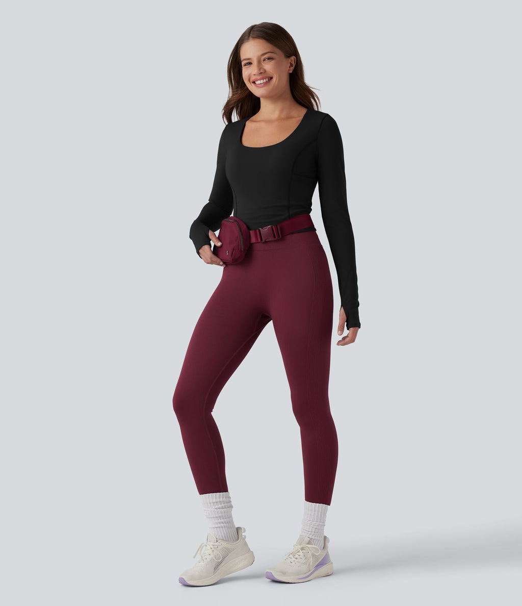 Haut de yoga SoftlyZero™ Plush push-up à col arrondi, manches longues, trous pour les pouces et poches