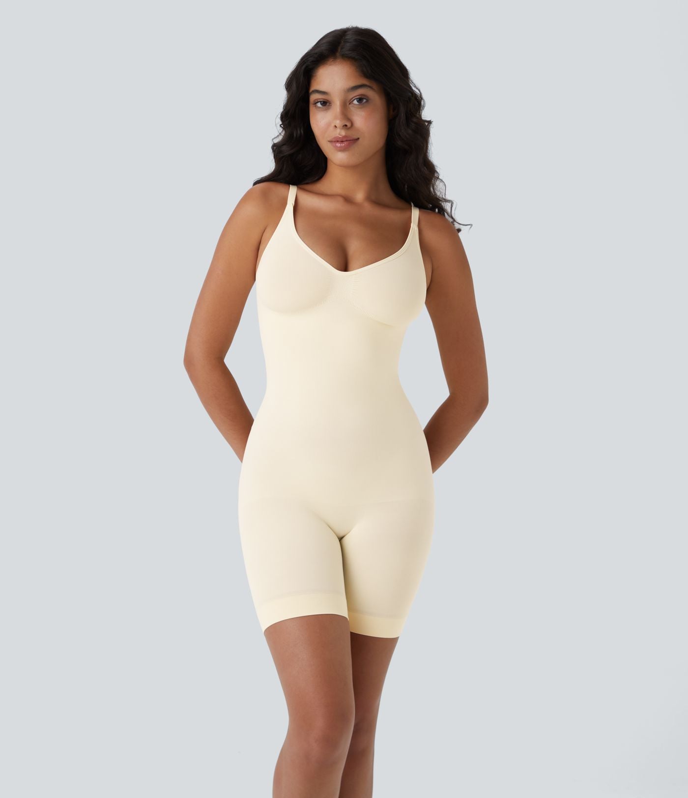 Body sculptant sans coutures à effet seconde peau, bretelles ajustables, dos nu, effet ventre plat et push-up fessier