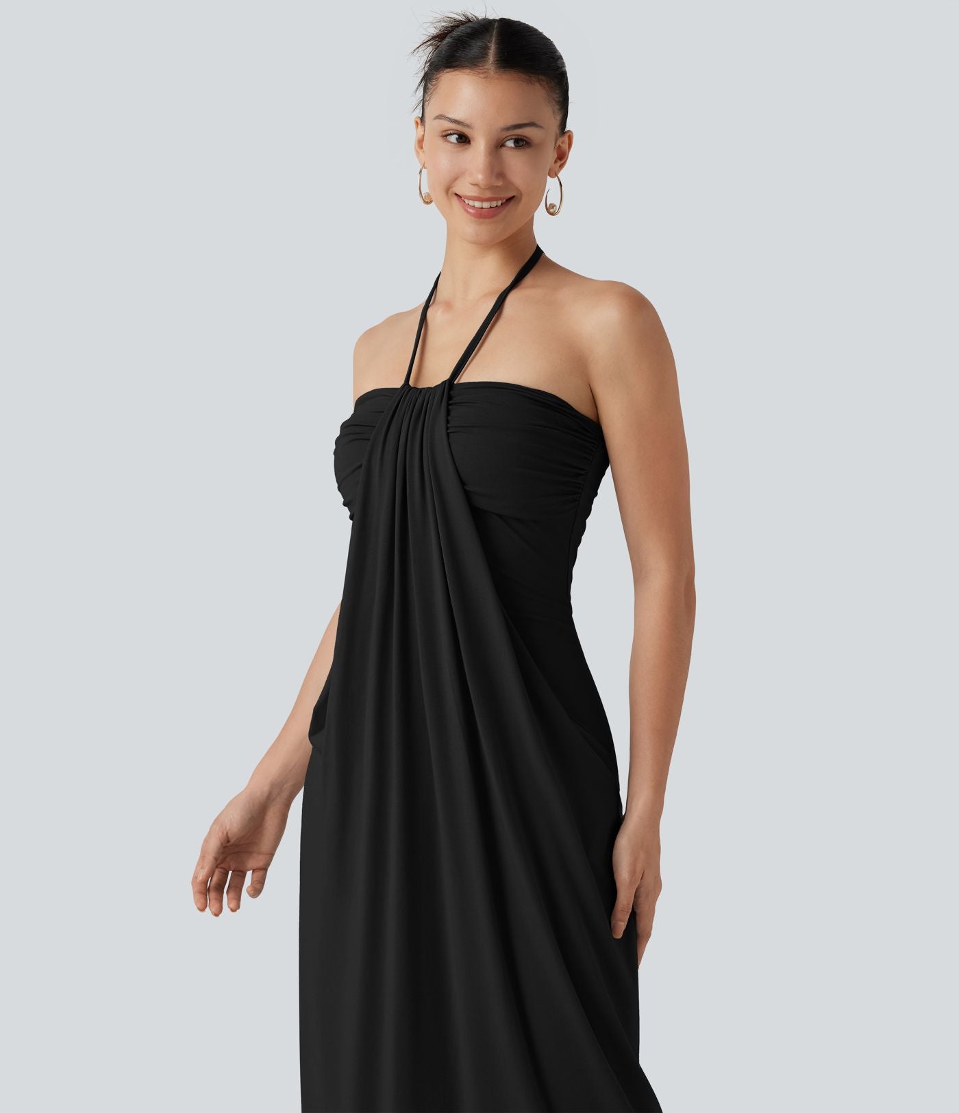 Robe midi de plage à col halter avec brassière intégrée, lien noué au dos et poches