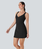 Robe active de yoga 2-en-1 Softlyzero™ Plush avec bretelles ajustables, armatures push-up, dos nu et poches-Easy Peasy