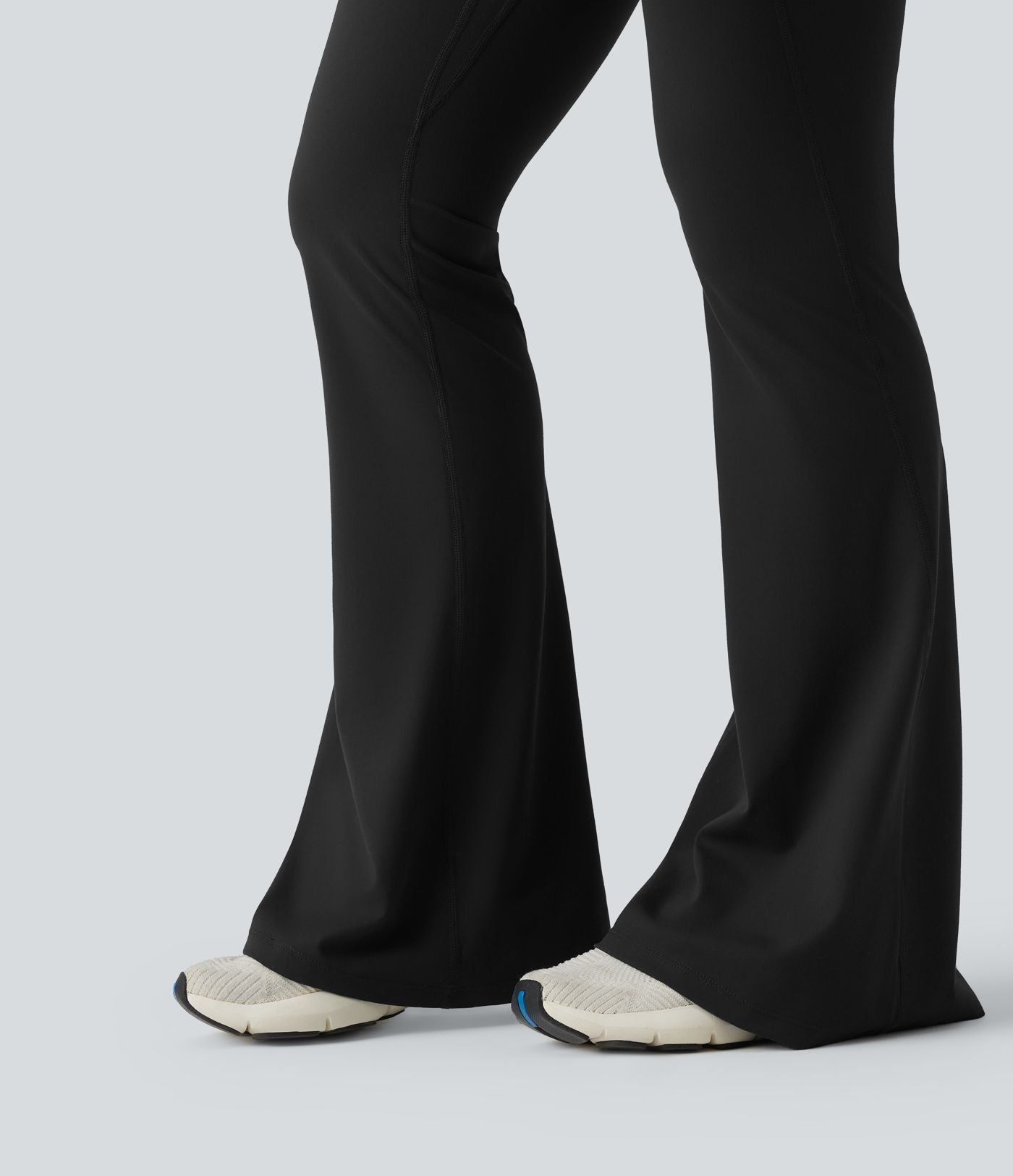 Halara UltraSculpt™ Legging yoga évasé gainant push-up taille haute à fronces avec poches