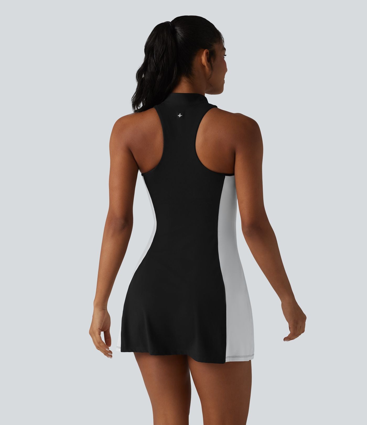 Halara UltraSculpt™ Robe sport mini de golf à col cheminée, soutien-gorge intégré, dos nageur et colorblock
