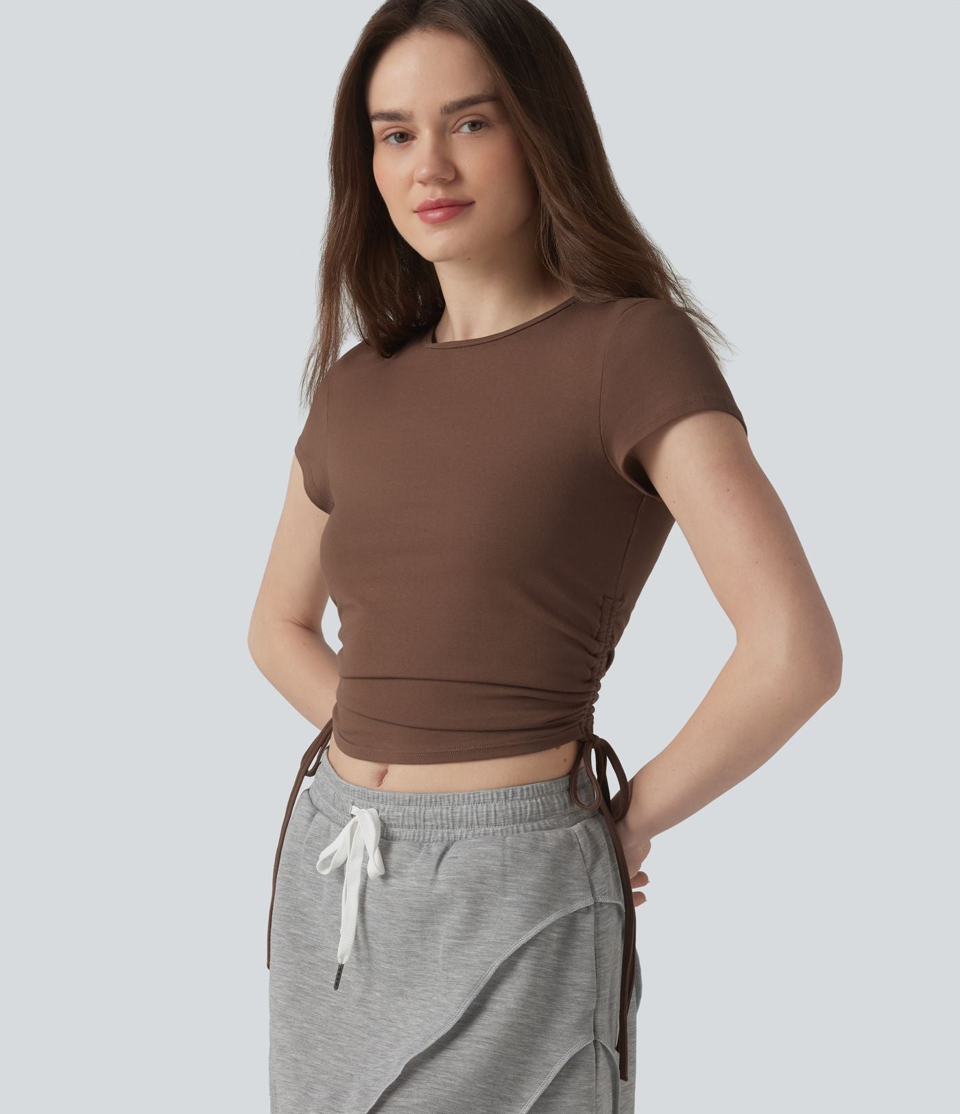 Halara T-shirt décontracté en jersey de coton à col rond, cordon de serrage, dos froncé et ouverture goutte